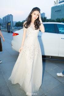 baby礼服图片,礼服美照赏析